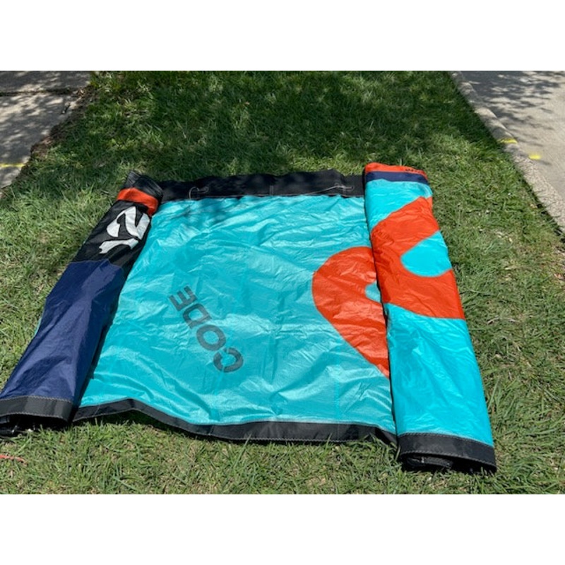 Used Slingshot code v2 12m kiteboarding kite