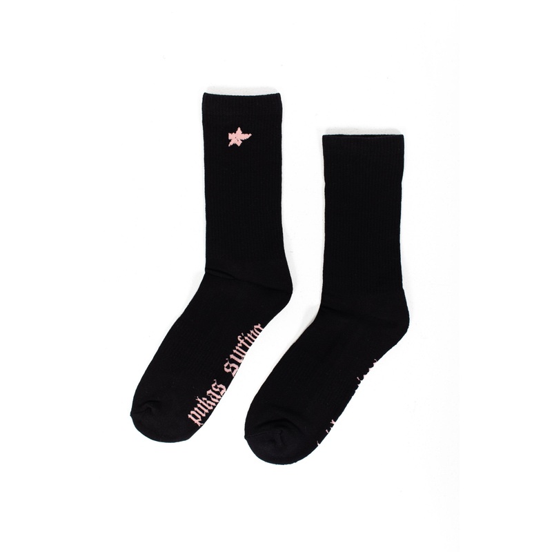 PUKAS – SOCKS SURFING WITH AMIGOS