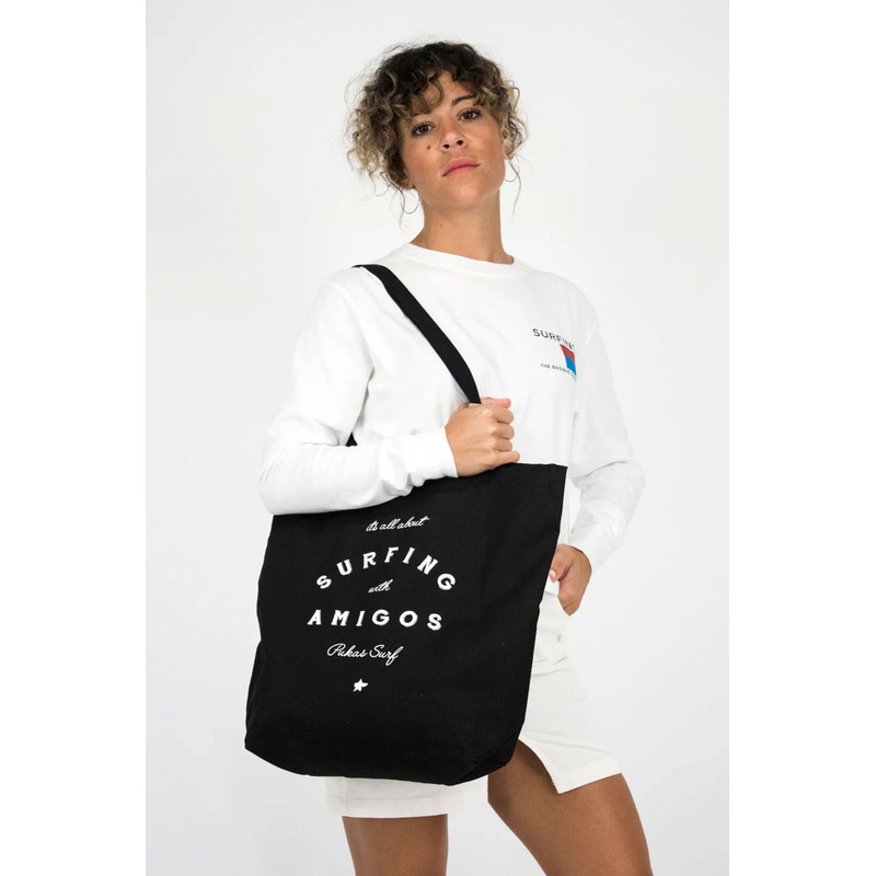 SURFING THE BASQUE COUNTRY – SURFING WITH AMIGOS TOTE