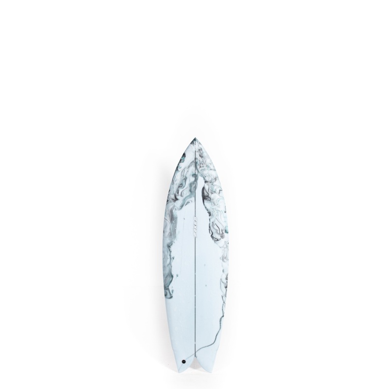Pukas Surfboard – PEGASO by Chris Christenson – 5’8 x 19 1/4 x 2 1/2 – 31,72L – PC01025