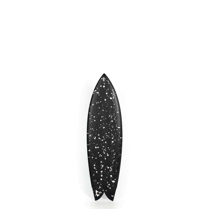 Pukas Surfboard – PEGASO by Chris Christenson – 5’8 x 19 1/4 x 2 1/2 – 32,01L – PC00635