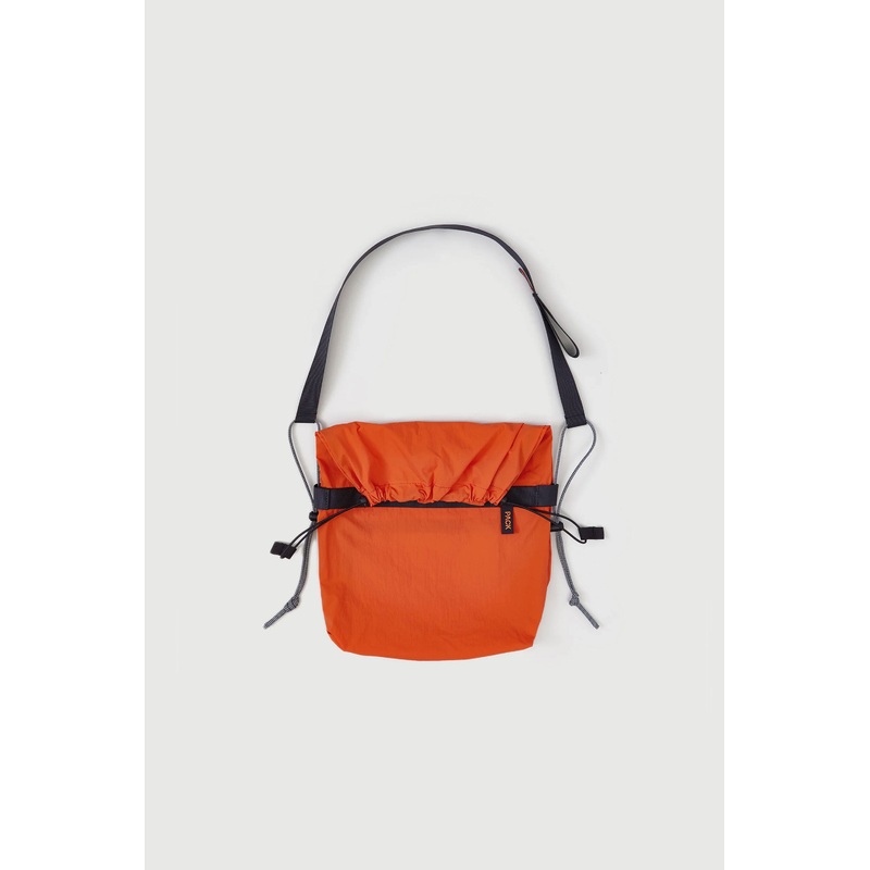 PACK BAGS – DRAWSTRING SLING – CURIUM ORANGE
