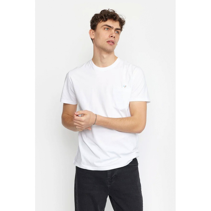 REVOLUTION – APPLICATION T-SHIRT – BROKEN BOARD