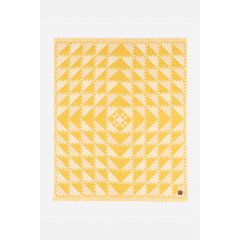 SLOWTIDE – DAYDREAM LIGHTWEIGHT THROW – CURRY