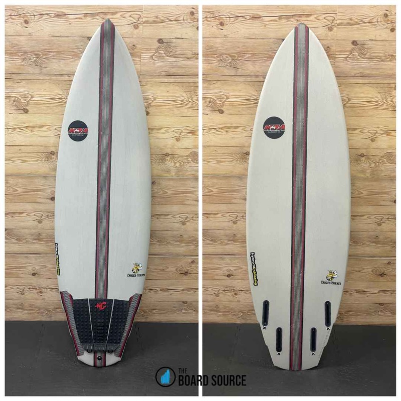Fanged Hornet 5’10”